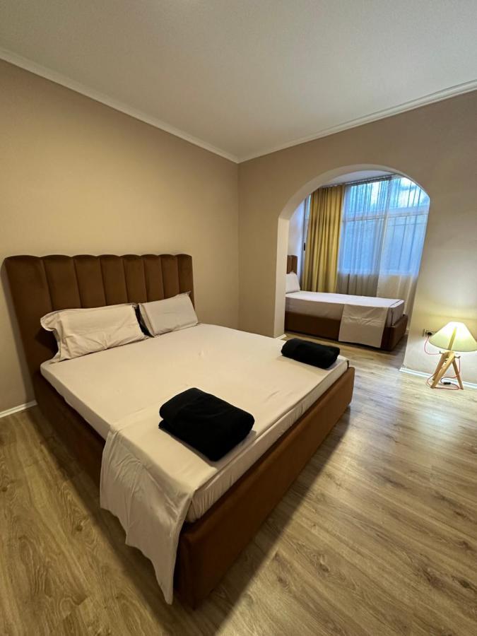 Bejart 5 * Tiranë