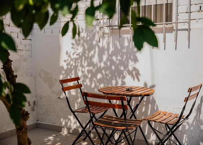 Bejart Apartment 5